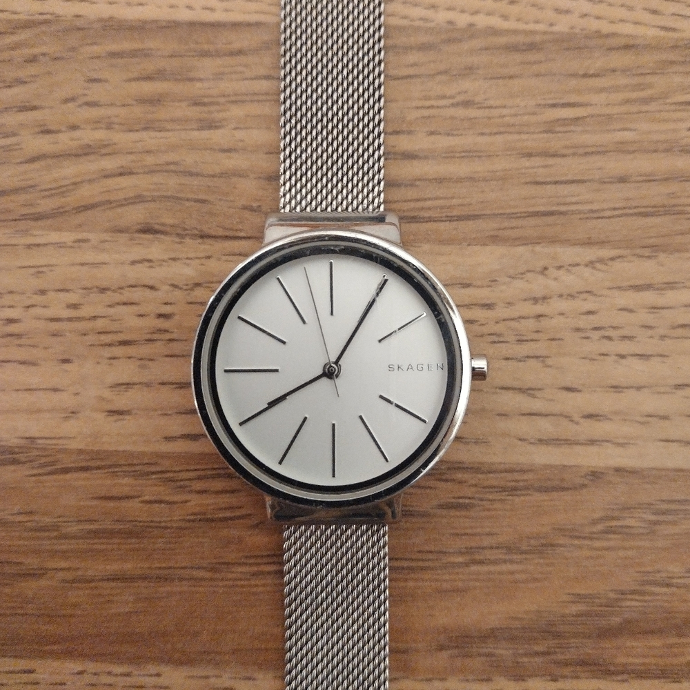 Skagen Women's SKW2478 Ancher White Dial Steel Mesh 30MM Quartz Watch